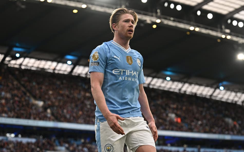 De Bruyne prioriza projeto e não descarta seguir na Inglaterra: ‘Estou aberto’