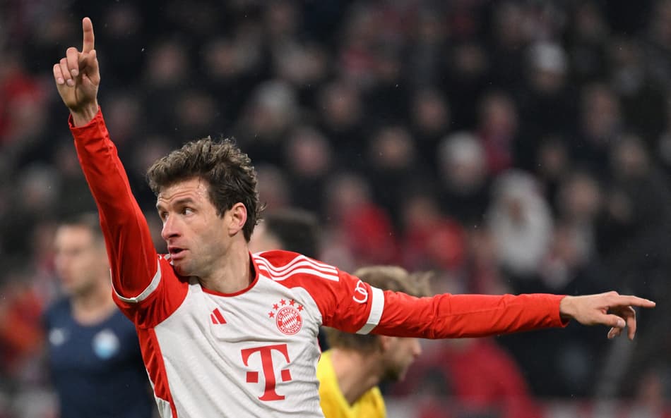 Cabe no futebol brasileiro? Veja o salário milionário de Müller no Bayern