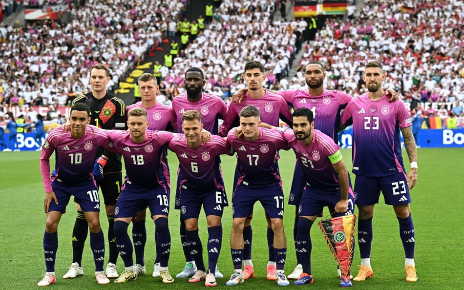 Gigantes da Premier League miram estrela da seleção alemã