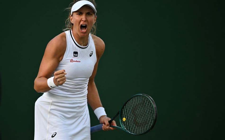 Bia Haddad vence nas duplas e avança à final de Adelaide