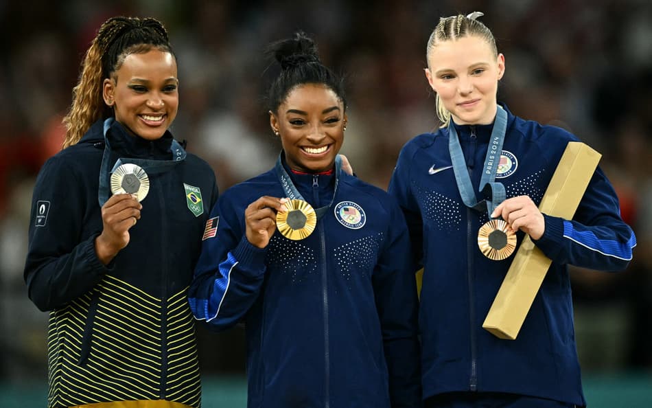 Simone Biles fala sobre Rebeca Andrade em Prêmio Laureus