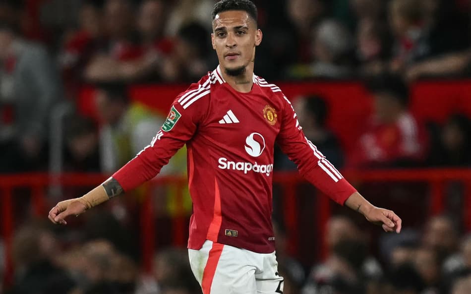 Luz, câmera e ação: Betis anuncia contratação de Antony, do Manchester United, por empréstimo