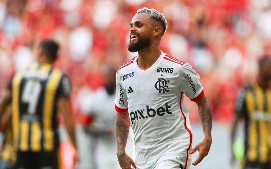 Michael, do Flamengo, tem início animador em 2025; veja números do atacante