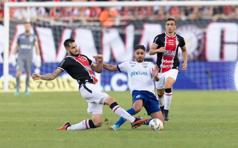 Avaí x Joinville: onde assistir ao vivo, horário e prováveis escalações do jogo pelo Campeonato Catarinense
