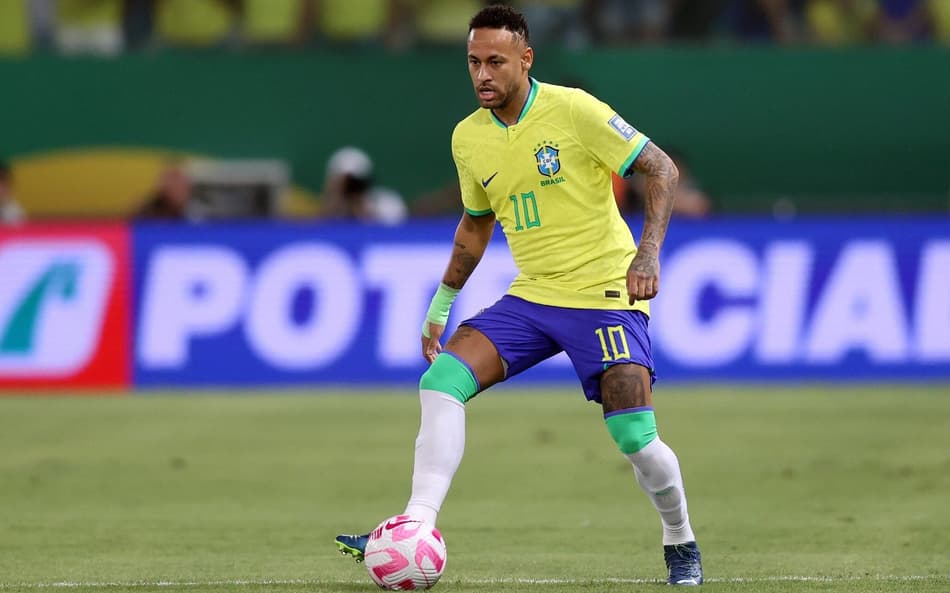Felipe Melo defende titularidade de Neymar na Seleção: ‘É o 10 com uma perna só’