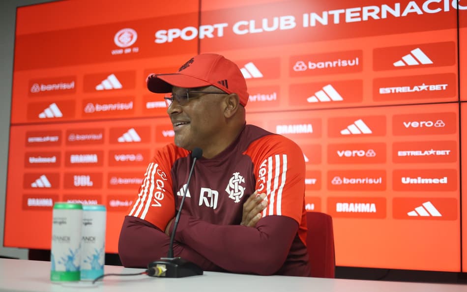Internacional fica na bronca com a arbitragem