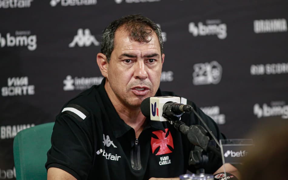 Carille crê no potencial do Vasco contra o Flamengo: ‘Acreditar que a gente pode’