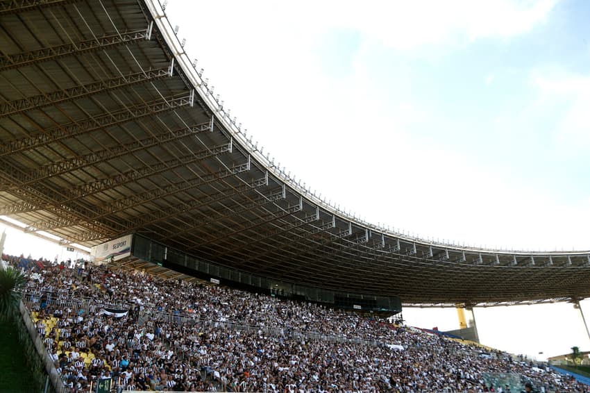 Torcida do Botafogo no Kleber Andrade (Foto: Vítor Silva/Botafogo)