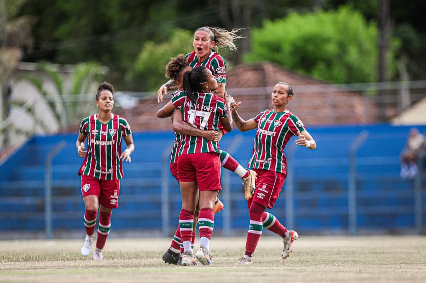 Ferj divulga calendário do futebol feminino para 2025.