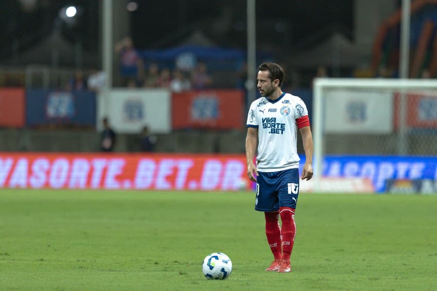 Everton Ribeiro em ação na Arena Fonte Nova Foto: Rafael Rodrigues / EC Bahia