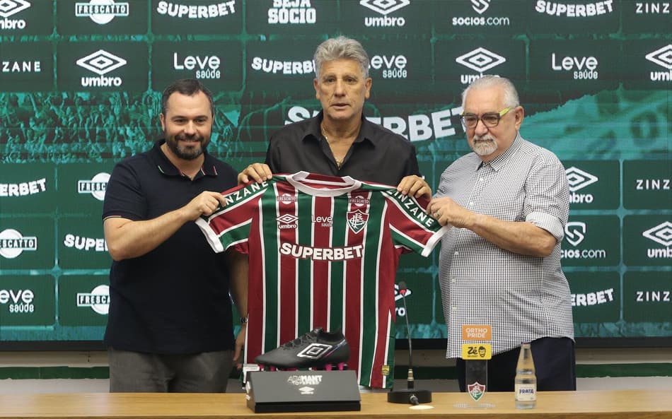 Renato Gaúcho fala sobre planos para a base, sonhos e convoca a torcida do Fluminense