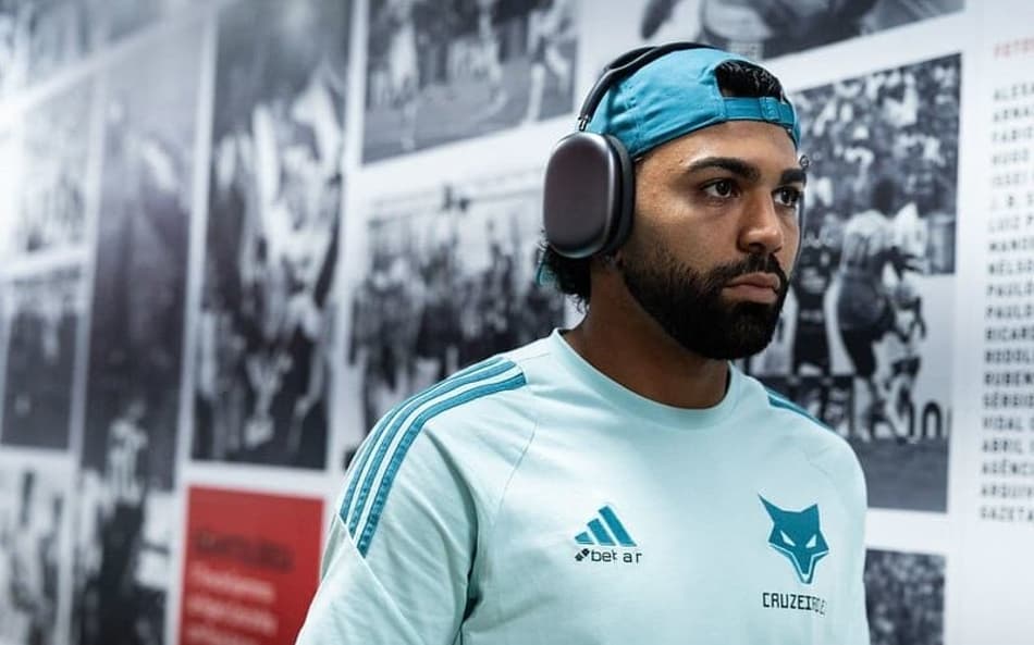 Jogos de hoje: quem joga no futebol e onde assistir ao vivo (17/04/2025)
