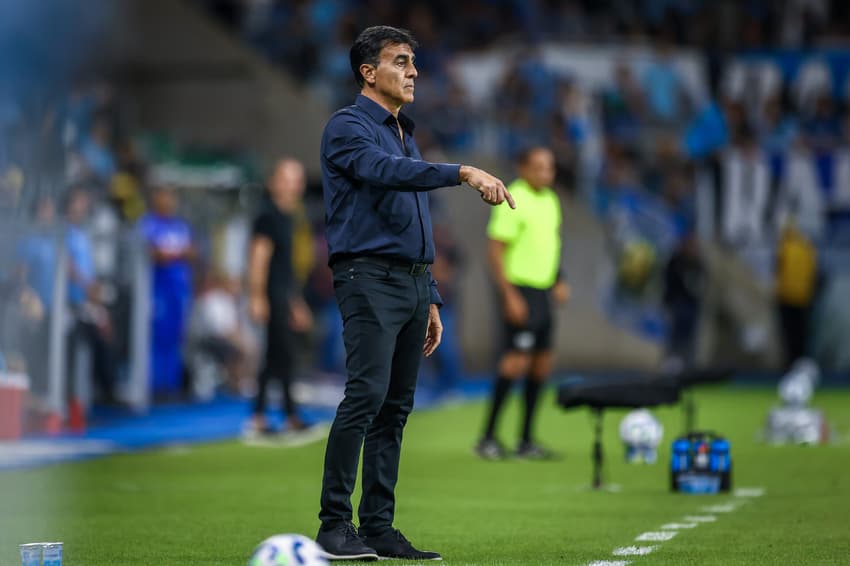 Gustavo Quinteros, ex-treinador do Grêmio. (Foto: Lucas Uebel/Grêmio FBPA)