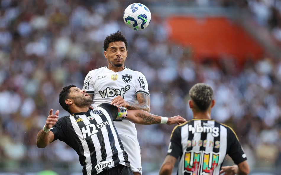 ANÁLISE: Botafogo paga o preço de falhas individuais em derrota para o Atlético-MG