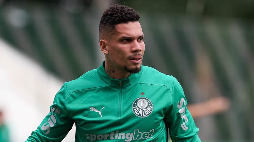 O atacante Paulinho treinou em tempo integral com o grupo (Foto: Cesar Greco/Palmeiras)