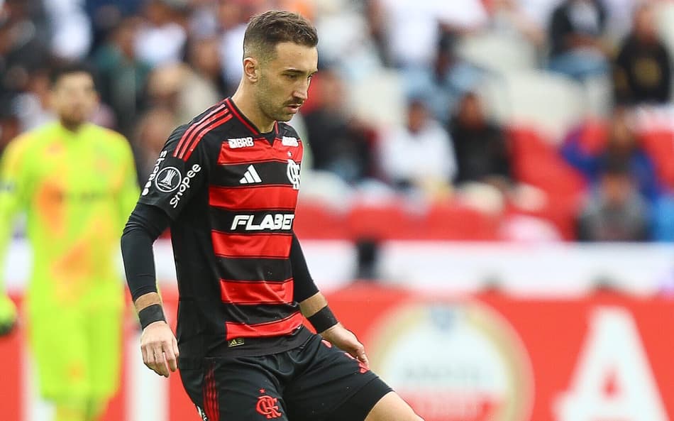 Léo Ortiz, zagueiro do Flamengo, valoriza empate na altitude: ‘Fizemos um grande jogo’