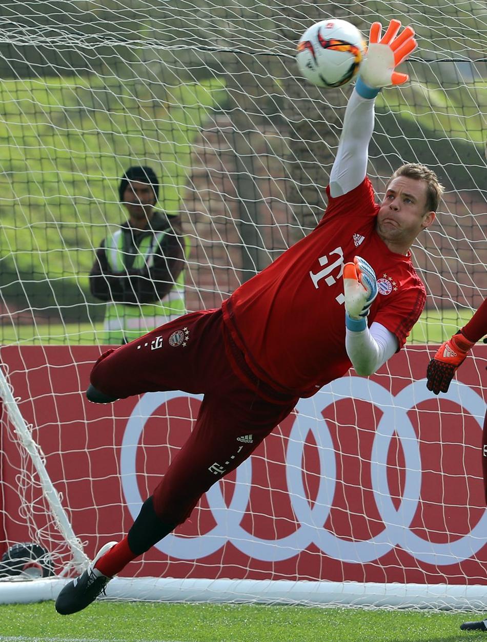 Neuer garante que não vai seguir Pep no City: ‘Gosto de jogar na Alemanha’