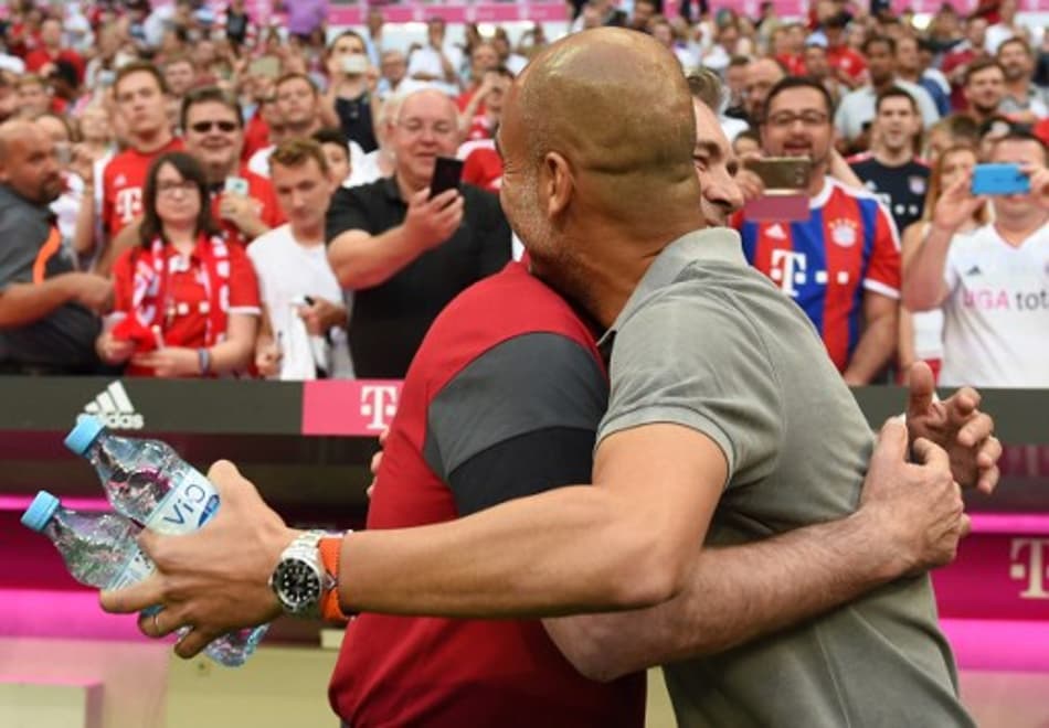 Guardiola volta a Munique, estreia pelo City, mas Bayern vence