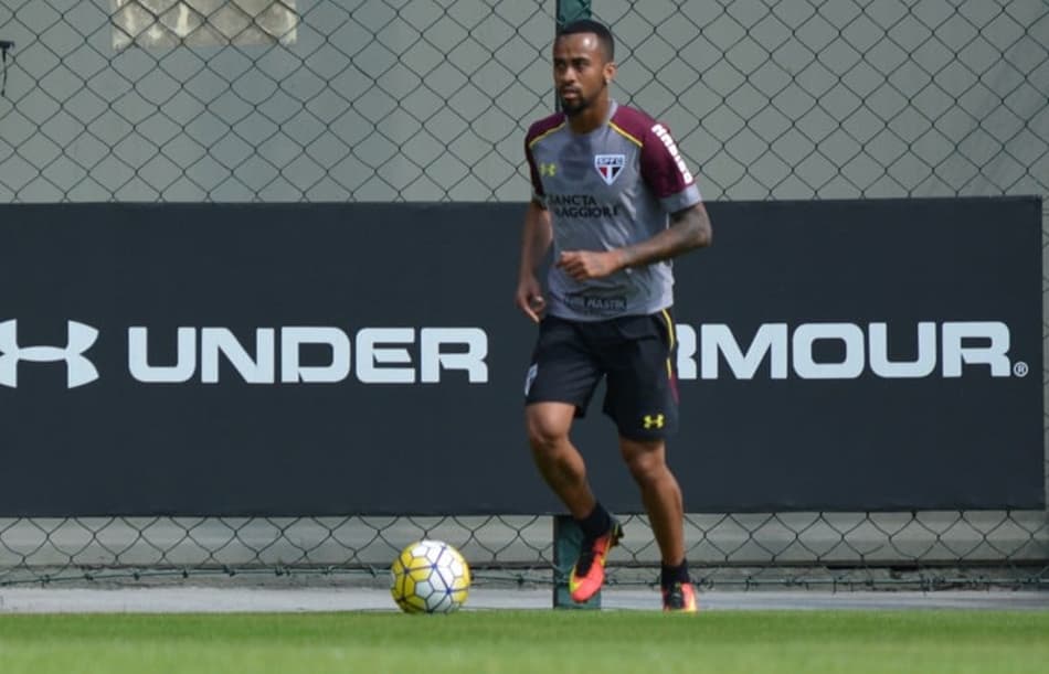 Kelvin é o único titular em treino com destaque de Wesley no São Paulo