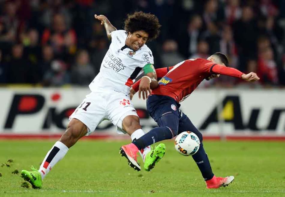 Dante volta a Lille e ajuda o Nice a vencer mais uma no Francês