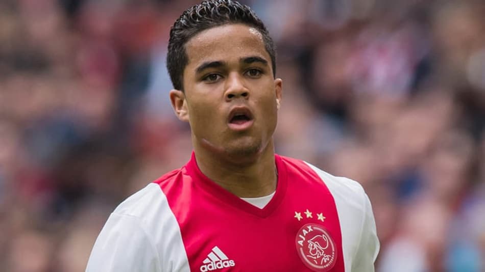 Filho de Kluivert detona cartolas do Ajax: ‘Eles fazem o que querem’