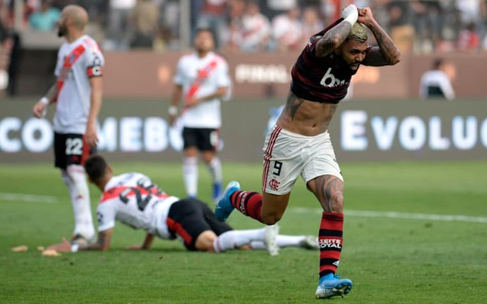 Flamengo deseja feliz aniversário ao River Plate e torcedores indicam ‘deboche’; confira reações