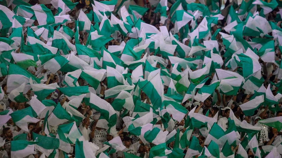 Presidente de organizada do Palmeiras ameaça invadir o campo em clássico contra São Paulo