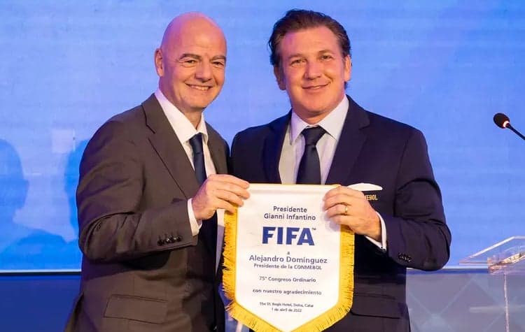 O presidente da Conmebol, Alejandro Domínguez, fez coro por uma expansão na Copa do Mundo (Foto: Divulgação/Conmebol)