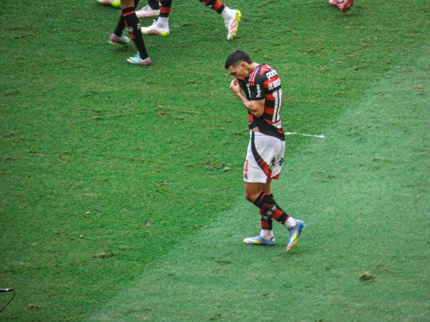 Arrascaeta na vitória do Flamengo contra o Corinthians (Foto: Lucas Bayer/Lance!)