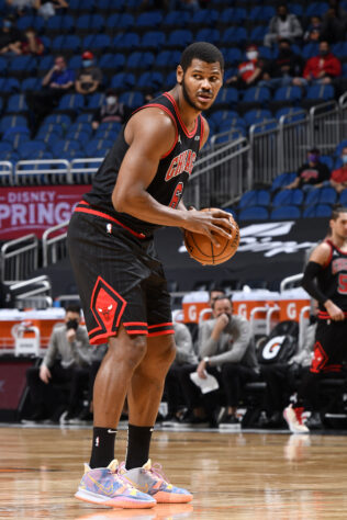 Cristiano Felício - estreou na NBA na temporada 2015/16 Cristiano Felício - estreou na NBA na temporada 2015/16
