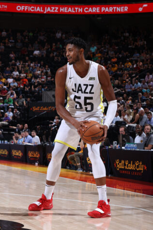 Bruno Caboclo - estreou na NBA na temporada 2014/15 Bruno Caboclo - estreou na NBA na temporada 2014/15