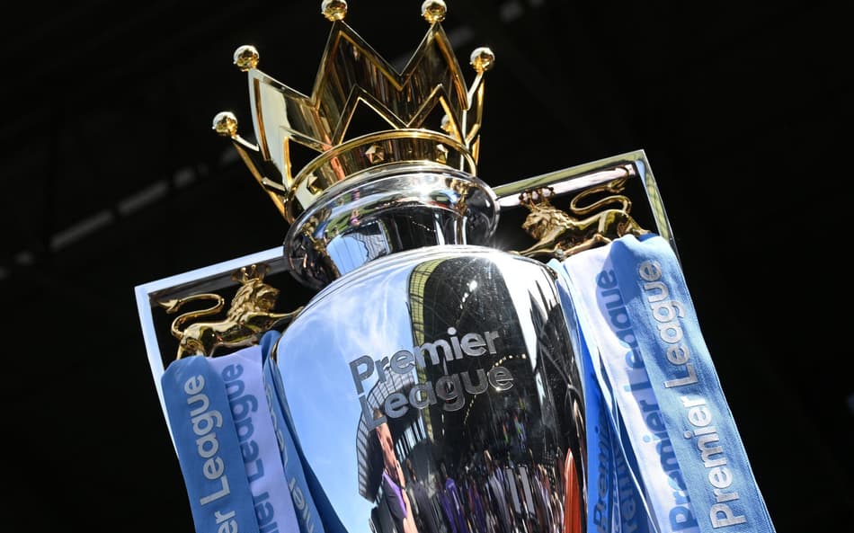 Treinador de time da Premier League é internado antes de rodada