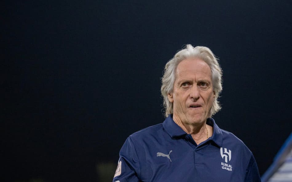 Brasileiro se revolta ao ser substituído por Jorge Jesus no Al-Hilal