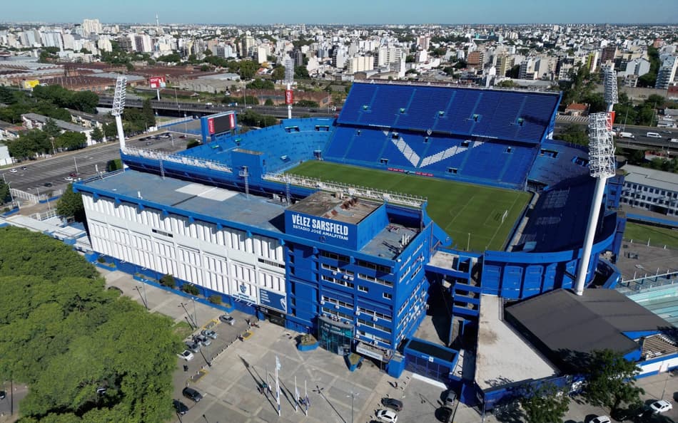 Jogadores do Vélez acusados de agressão sexual são julgados na Argentina; entenda o caso