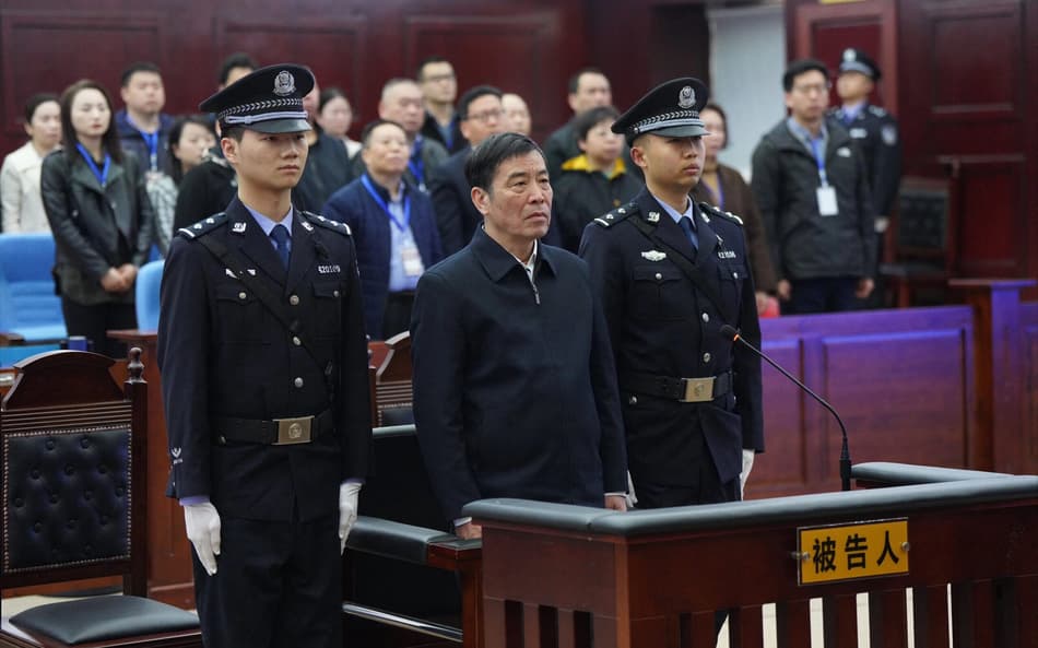 Ex-presidente da federação chinesa é condenado à prisão perpétua