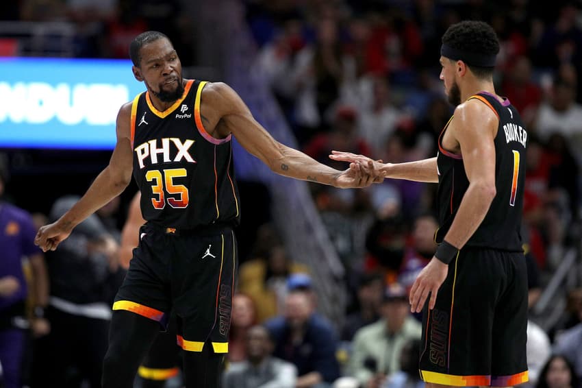 Phoenix Suns v New Orleans Pelicans - Kevin Durant e Devin Booker