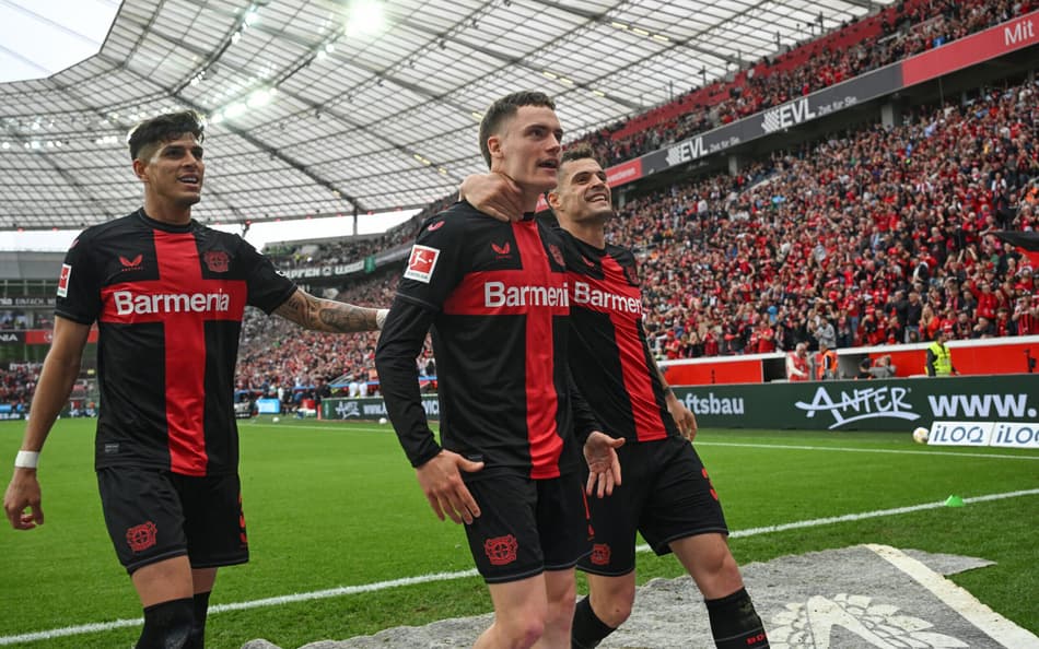 Wirtz sente e preocupa Leverkusen para jogo na Champions