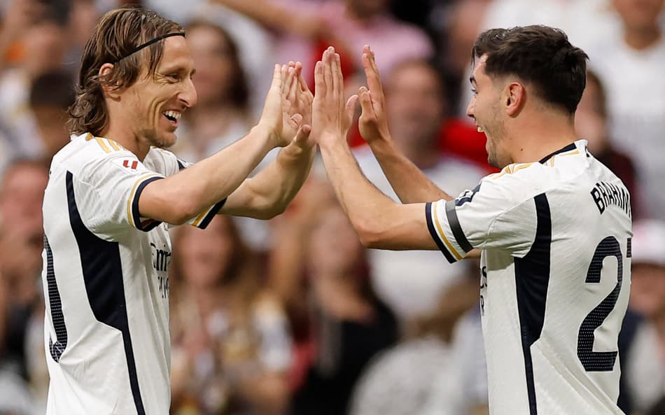 Luka Modric bate recorde com o Real Madrid e supera Puskas