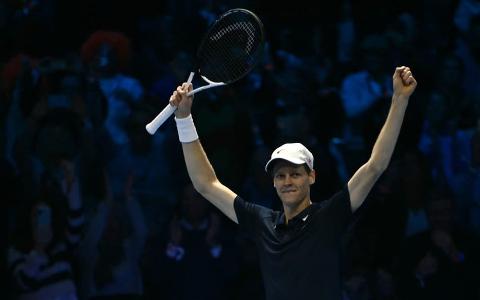 Jannik Sinner fatura prêmio milionário ao vencer o ATP Finals, em Turim