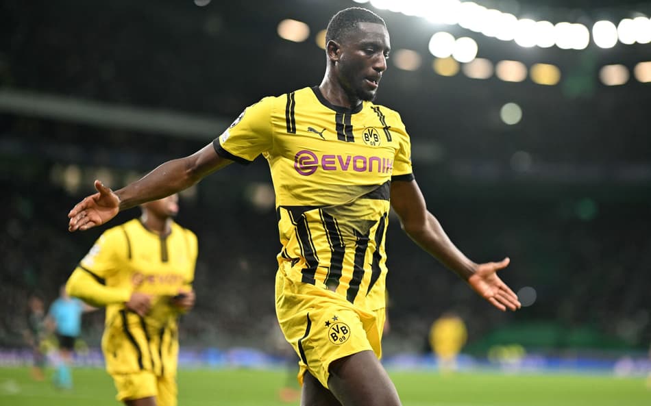 Guirassy se isola na artilharia da Champions, e Dortmund encaminha vaga
