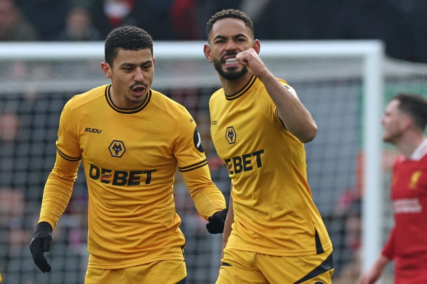 O Wolves dos brasileiros André e Matheus Cunha entra em campo pela Premier League para enfrentar o Southampton, veja onde assistir (Foto: Darren Staples/AFP)