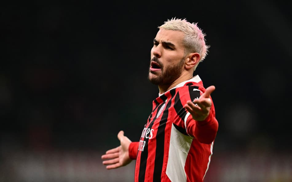 AFP__20250218__36XZ9VN__v1__HighRes__FblEurC1MilanFeyenoord-scaled-aspect-ratio-512-320