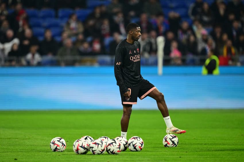 Ousmane Dembélé é um dos destaques da partida entre PSG e Liverpool (Foto: Olivier CHASSIGNOLE/AFP)