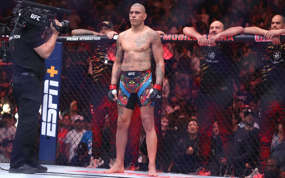 UFC: Alex Poatan nega acusações de trapaça feitas por treinador de Ankalaev