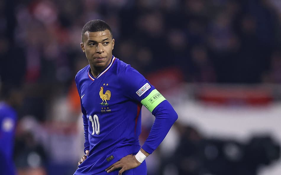 Jornal francês critica Mbappé em retorno à seleção: ‘Falta de eficiência’