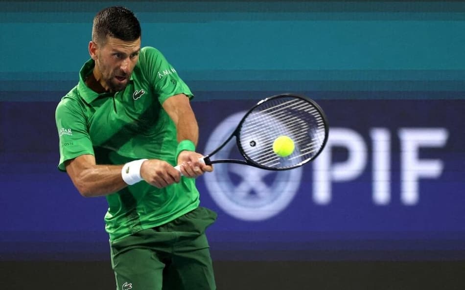 Quais tenistas chegaram aos 100 títulos, marca que Djokovic pode alcançar