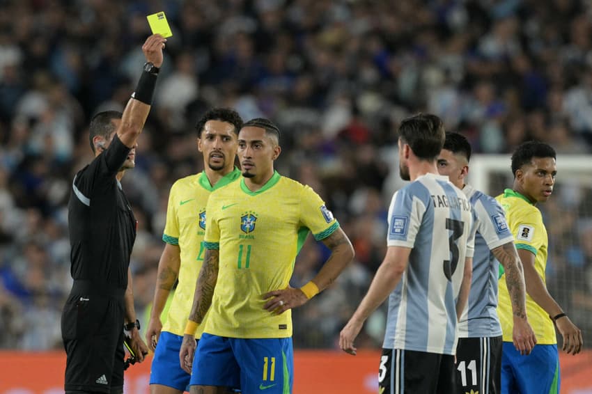 O Brasil perde por 4 a 1 para a Argentina pelas Eliminatórias da Copa do Mundo (Foto: Juan Mabromata/ AFP)