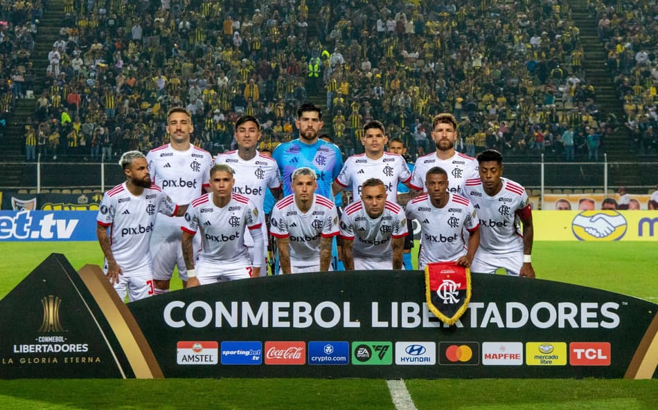 Jornalista pede titularidade de Juninho e corneta outro jogador do Flamengo