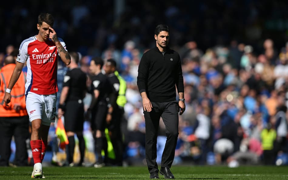 Premier League: Arsenal e Nottingham Forest tropeçam, e Liverpool se aproxima do título
