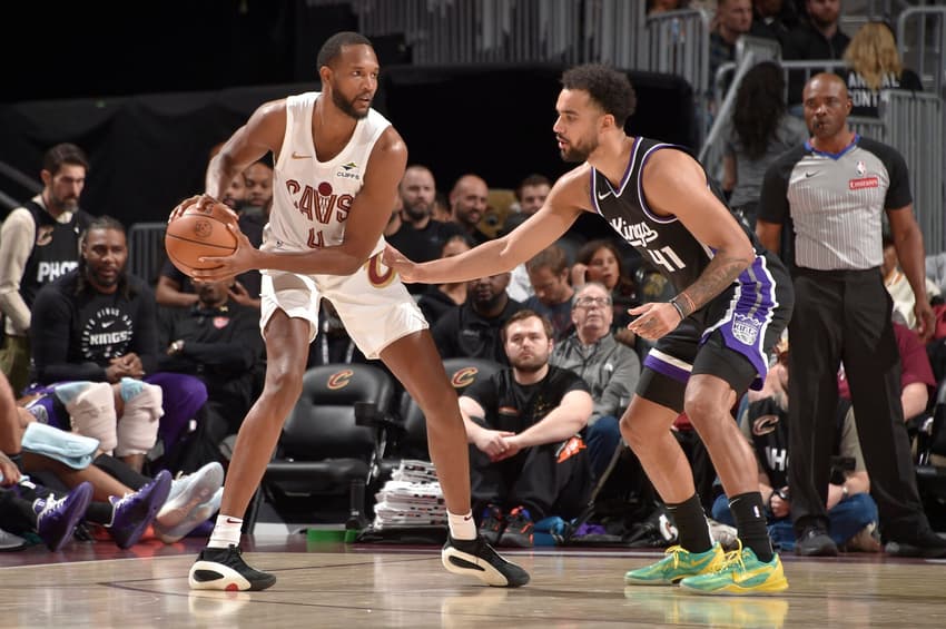 Sacramento Kings v Cleveland Cavaliers